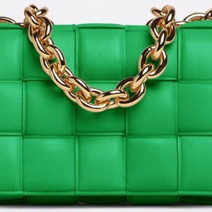 Bottega Veneta Chain Cassette Color: Parakeet (Green)